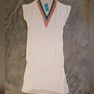 Cupshe White V-Neck Tunic with Multicolor Crochet Trim